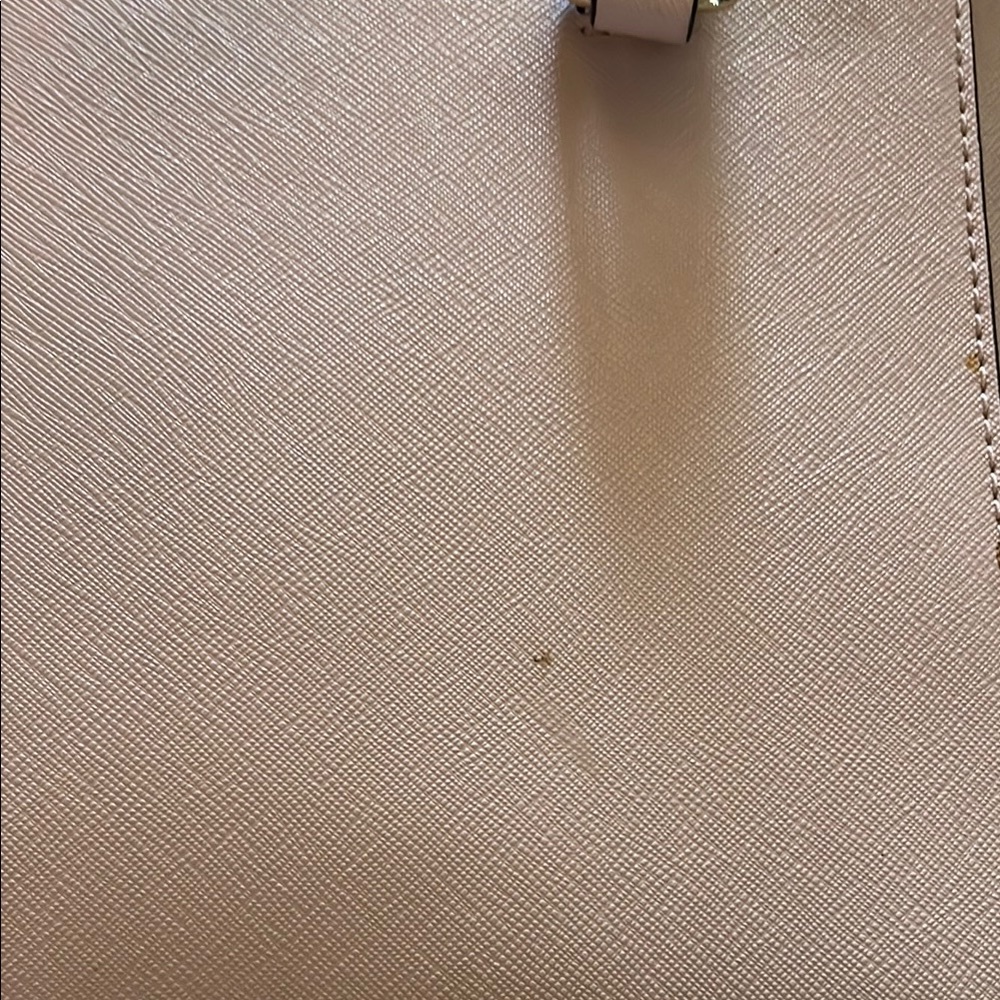 Kate Spade Saffiano Leather tote - Picture 4 of 13